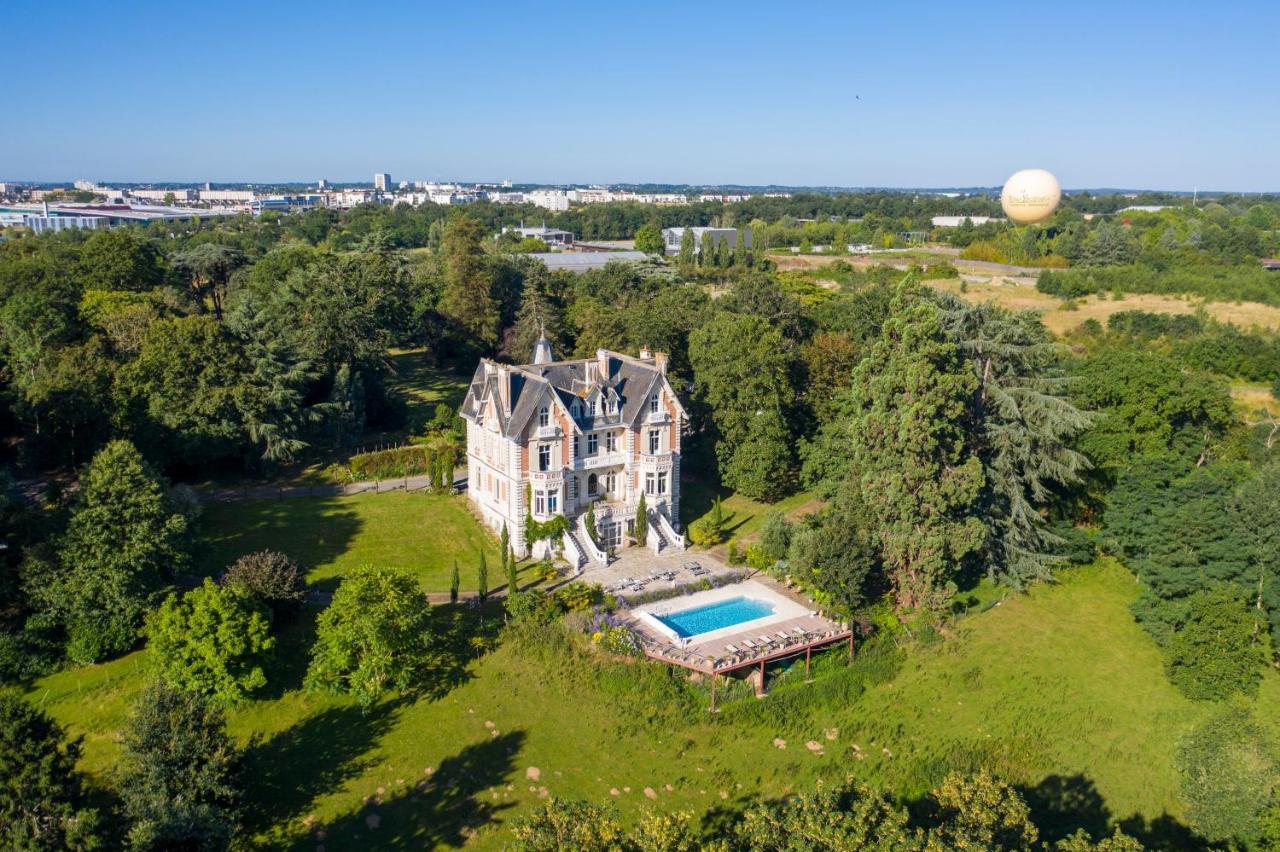 Le Chateau Des Forges Hotel Angers Exterior photo